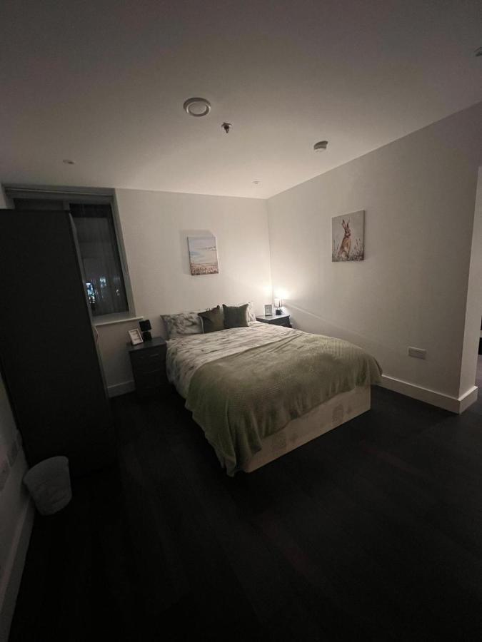 Spacious Sleep 7 Flat 20 Mins Central London Bp65 Luaran gambar