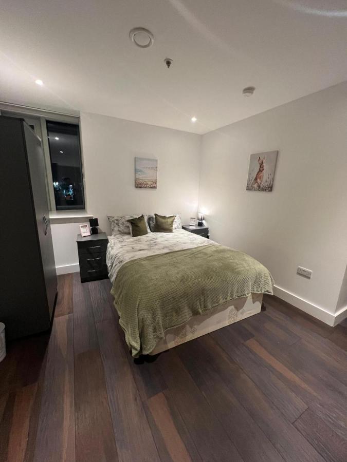 Spacious Sleep 7 Flat 20 Mins Central London Bp65 Luaran gambar
