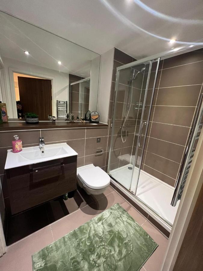 Spacious Sleep 7 Flat 20 Mins Central London Bp65 Luaran gambar