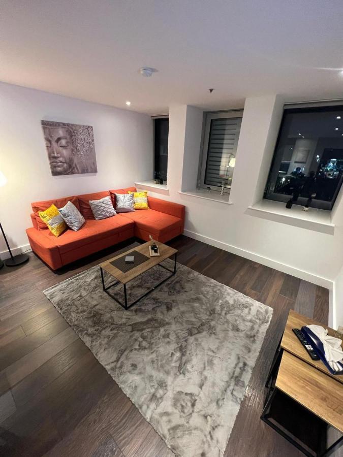 Spacious Sleep 7 Flat 20 Mins Central London Bp65 Luaran gambar