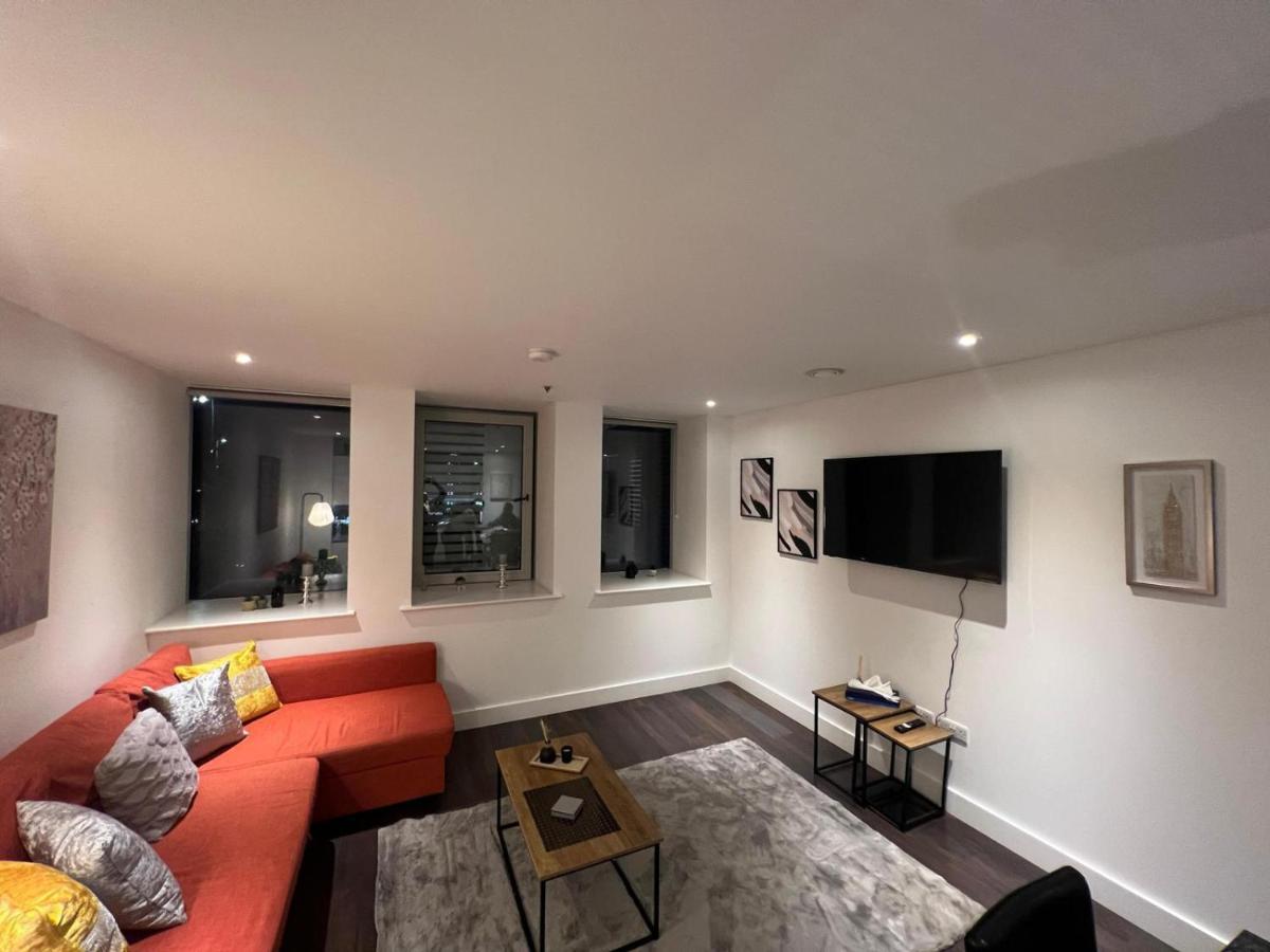 Spacious Sleep 7 Flat 20 Mins Central London Bp65 Luaran gambar