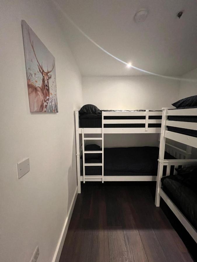 Spacious Sleep 7 Flat 20 Mins Central London Bp65 Luaran gambar