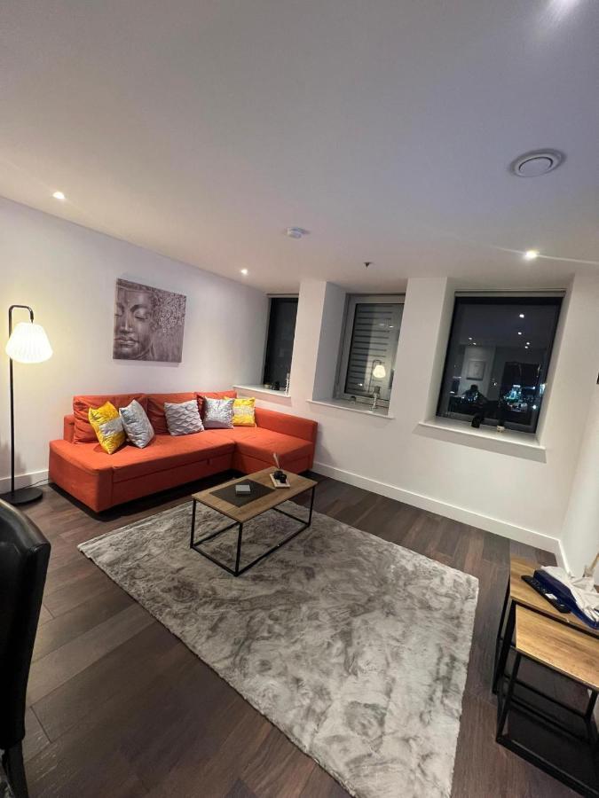 Spacious Sleep 7 Flat 20 Mins Central London Bp65 Luaran gambar